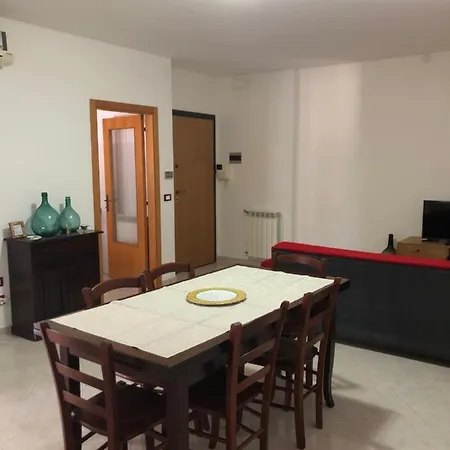 Interno 3 *