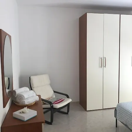 דירה Interno 3